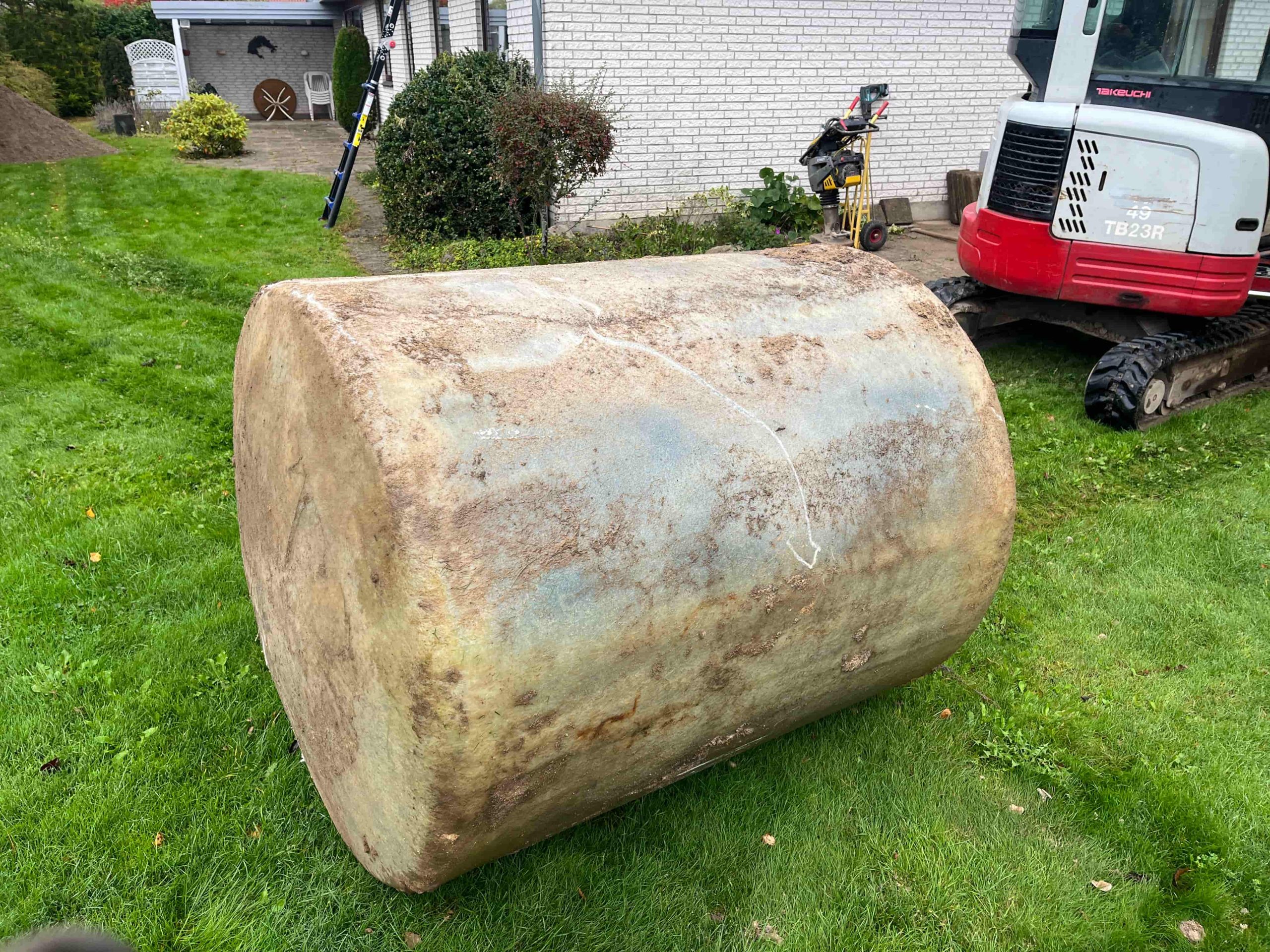 Skybrudssikring der leder regnvand væk fra grunden